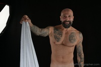 Projeto Toalha Branca Muscle Bear - Photoshoot Masculino